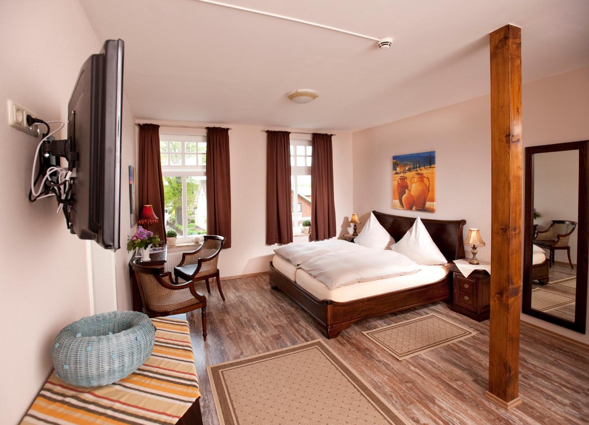 Hotel Bess Albersdorf  ภายนอก รูปภาพ
