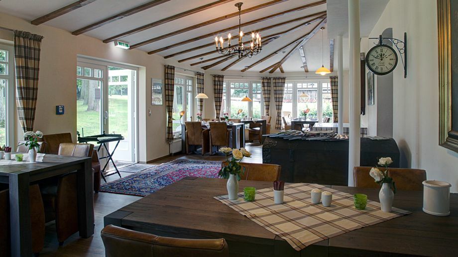 Hotel Bess Albersdorf  ภายนอก รูปภาพ